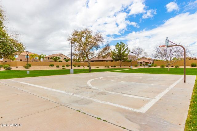6668 S Garnet Way, Chandler, AZ 85249