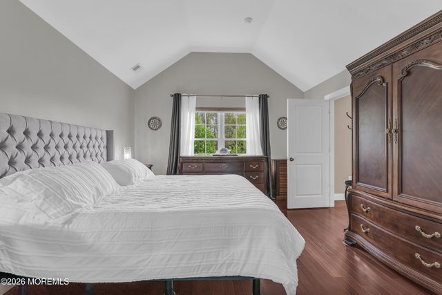 16 Saveria Court, Howell, NJ 07731