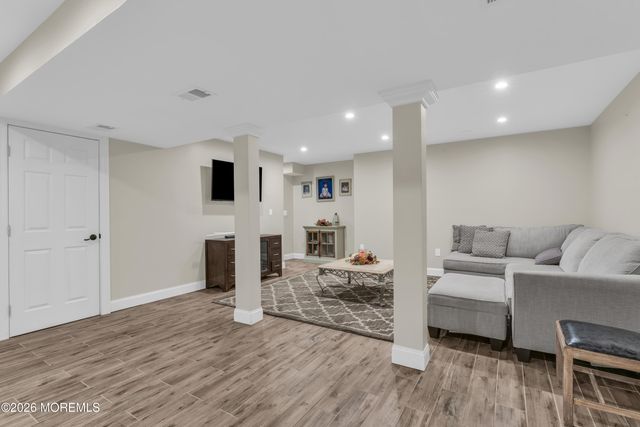 16 Saveria Court, Howell, NJ 07731