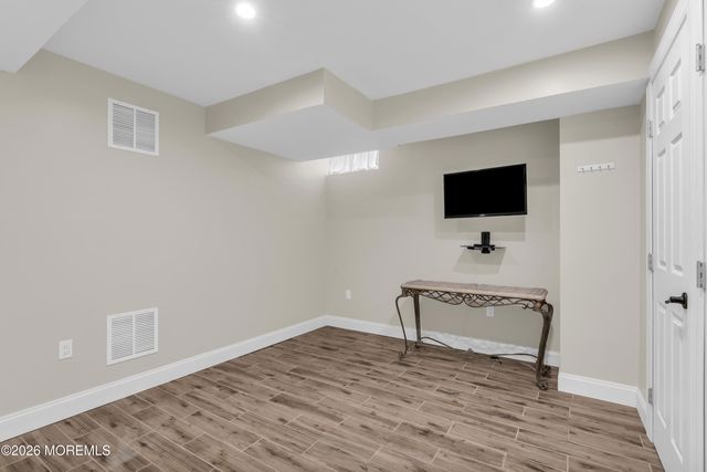 16 Saveria Court, Howell, NJ 07731