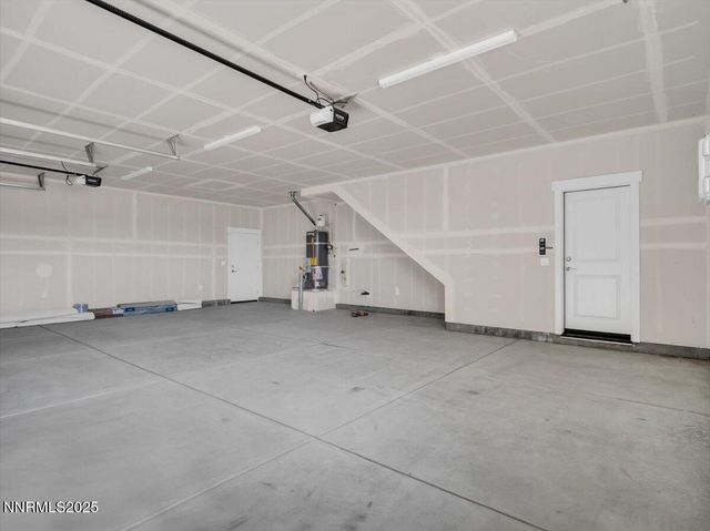 2765 Squires Street, Minden, NV 89423