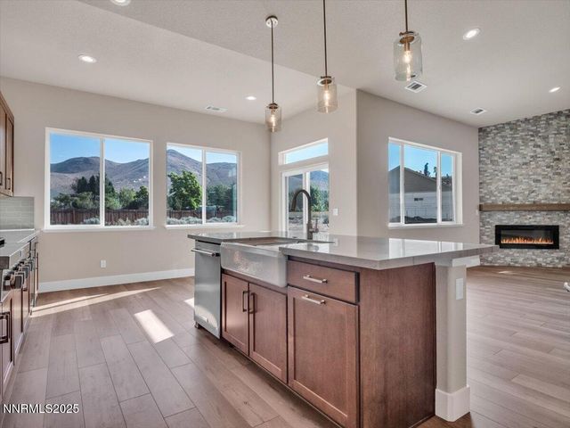 2765 Squires Street, Minden, NV 89423