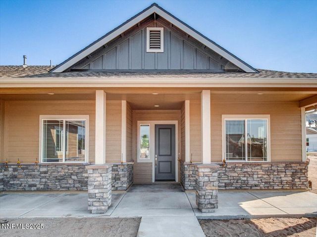2765 Squires Street, Minden, NV 89423