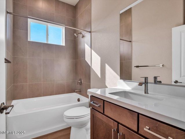 2765 Squires Street, Minden, NV 89423