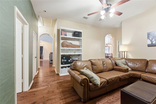 1322 Mcalpin Road, Midlothian, TX 76065