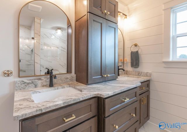 516 Wickerberry Way, Athens, AL 35611