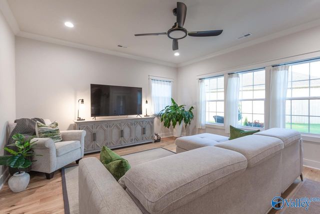 516 Wickerberry Way, Athens, AL 35611