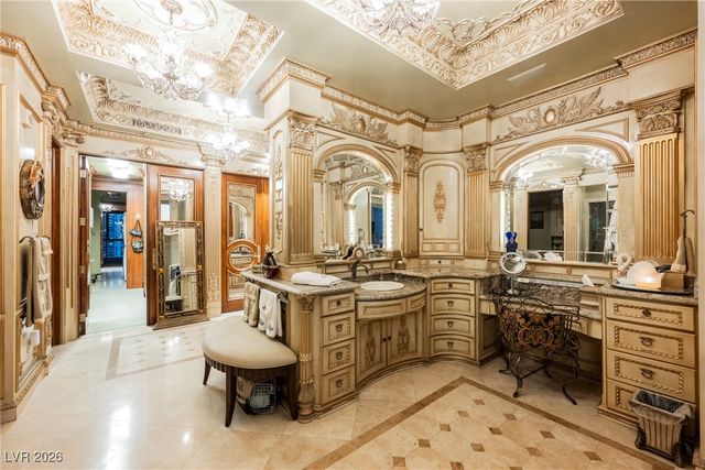 2747 Paradise Road 2801, Las Vegas, NV 89109