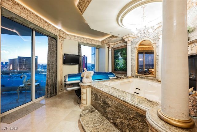 2747 Paradise Road 2801, Las Vegas, NV 89109