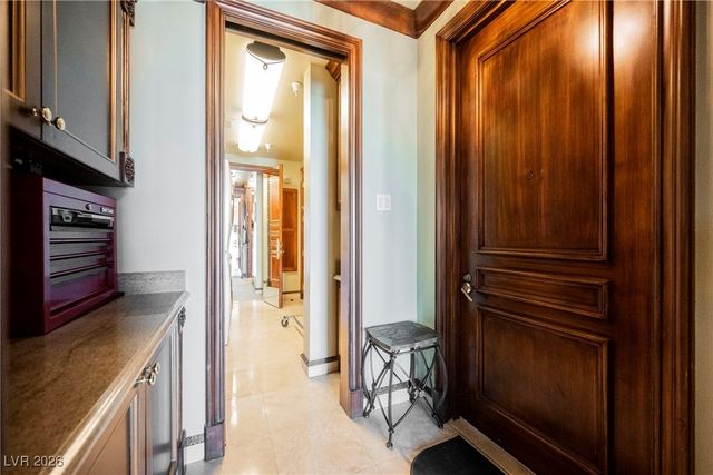 2747 Paradise Road 2801, Las Vegas, NV 89109