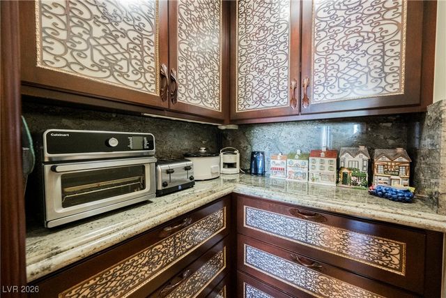 2747 Paradise Road 2801, Las Vegas, NV 89109