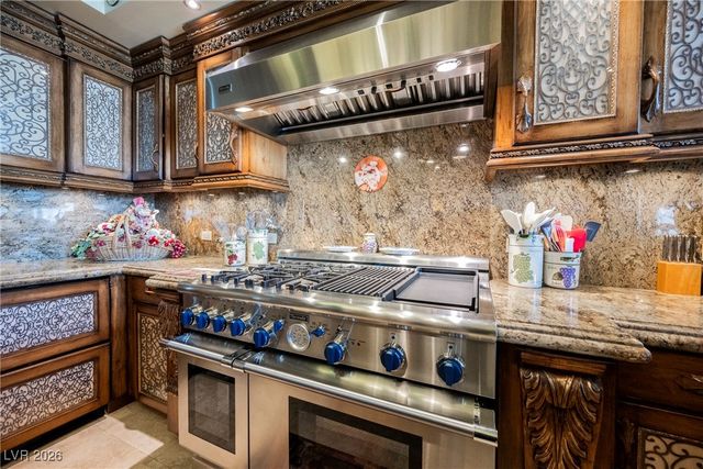 2747 Paradise Road 2801, Las Vegas, NV 89109