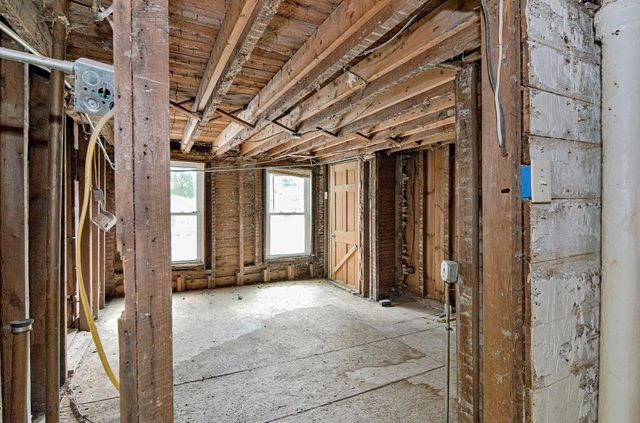 44 Bridge Street, Hillsborough, NH 03244