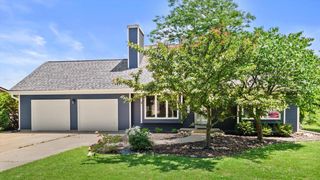 9388 S 43rd STREET, Franklin, WI 53132