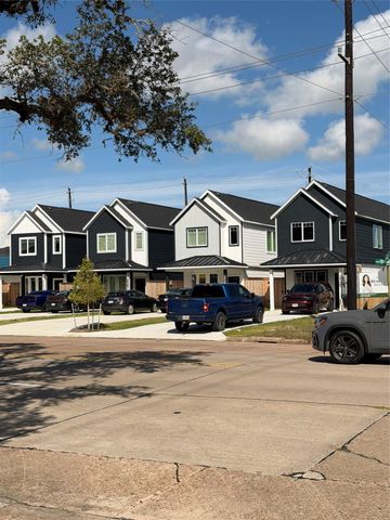 0 N 1st Avenue, La Porte, TX 77571