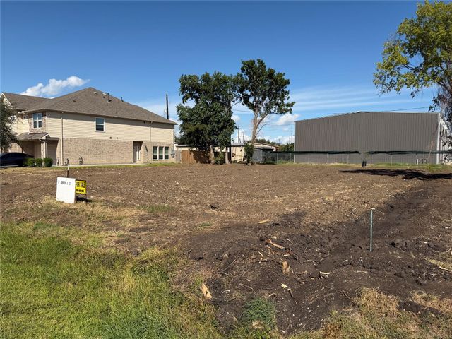 0 N 1st Avenue, La Porte, TX 77571