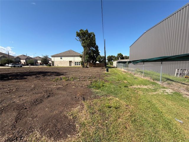 0 N 1st Avenue, La Porte, TX 77571