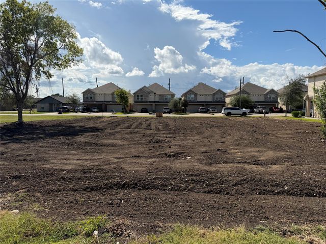 0 N 1st Avenue, La Porte, TX 77571