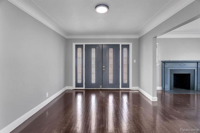 8790 E Outer Drive, Detroit, MI 48213