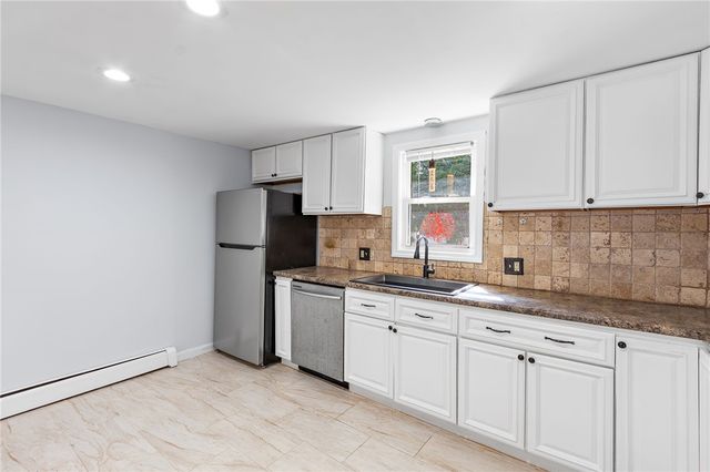 72 Dayton Avenue, Warwick, RI 02889