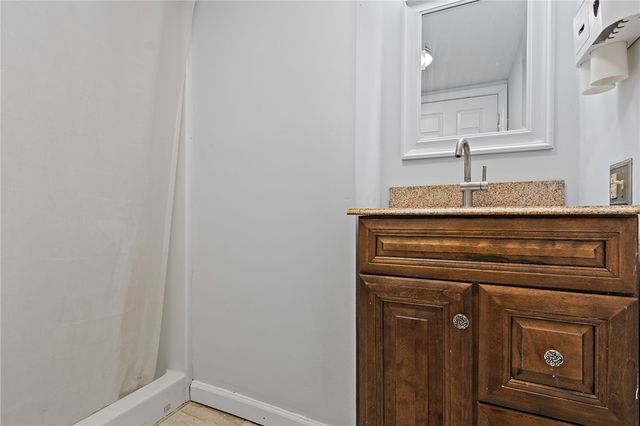 72 Dayton Avenue, Warwick, RI 02889