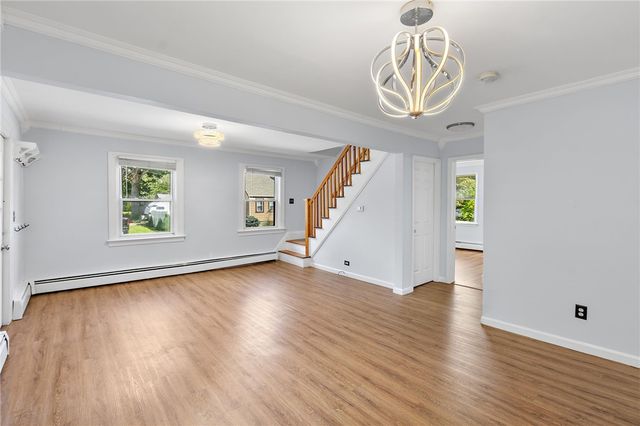 72 Dayton Avenue, Warwick, RI 02889