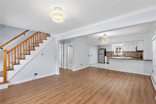 72 Dayton Avenue, Warwick, RI 02889