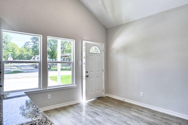 9812 Arbor Oak, Willis, TX 77318