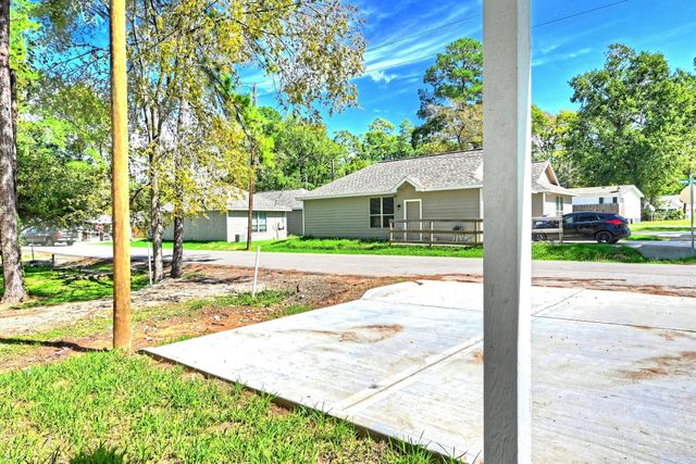 9812 Arbor Oak, Willis, TX 77318