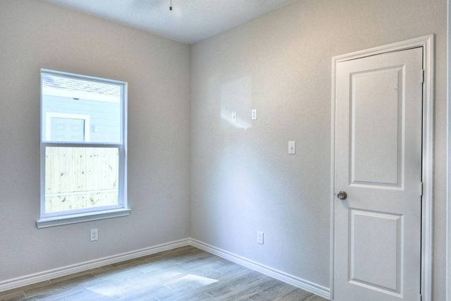 9812 Arbor Oak, Willis, TX 77318