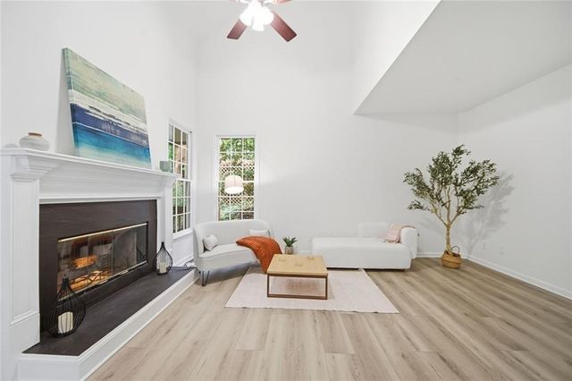 3075 Park Chase, Alpharetta, GA 30022