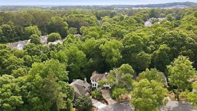 3075 Park Chase, Alpharetta, GA 30022