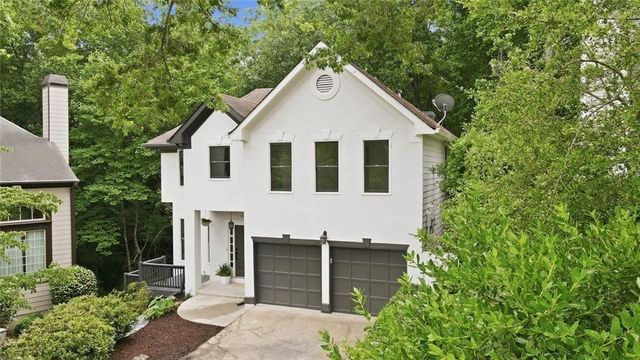 3075 Park Chase, Alpharetta, GA 30022