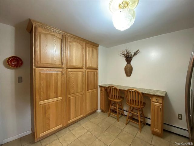 16 Washington Place, Newburgh, NY 12550