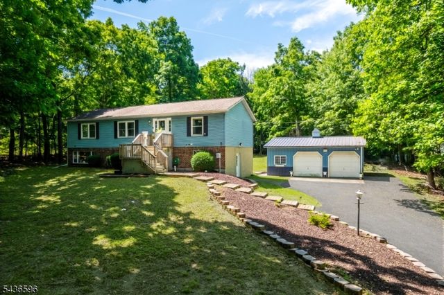 10 Plumer Rd, Frankford Twp., NJ 07860