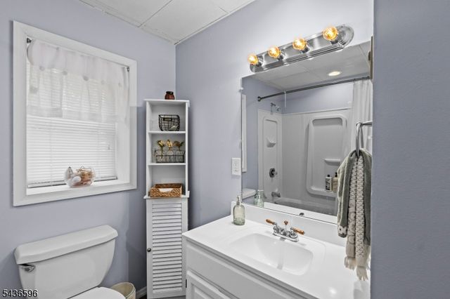 10 Plumer Rd, Frankford Twp., NJ 07860