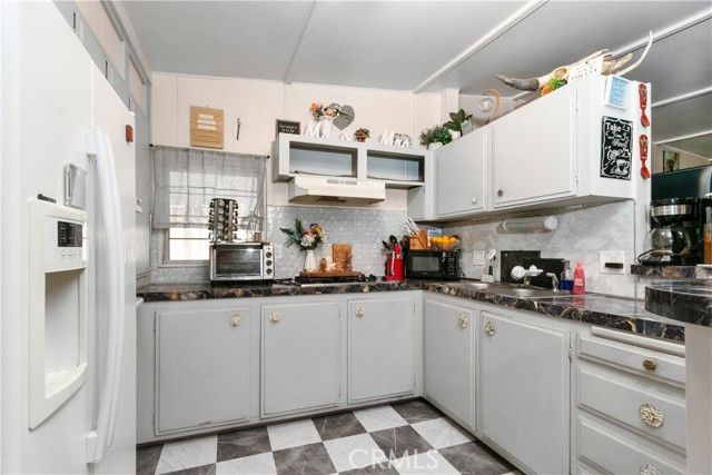 12300 5th Street 61, Yucaipa, CA 92399