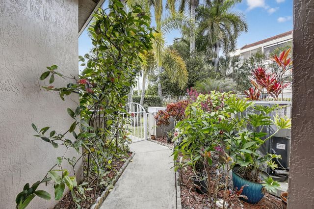 2491 Aragon Boulevard 1, Sunrise, FL 33322