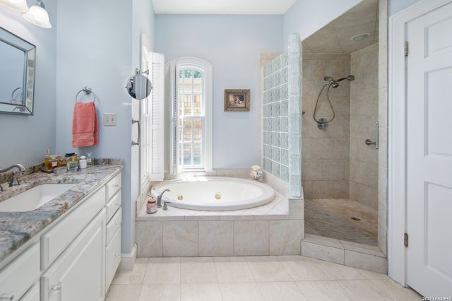 2 Rugby Lane, San Antonio, TX 78257