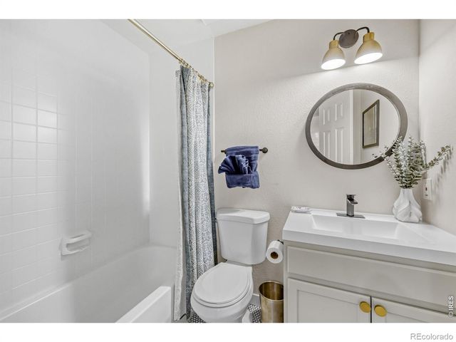 3600 S Pierce Street 102, Lakewood, CO 80235