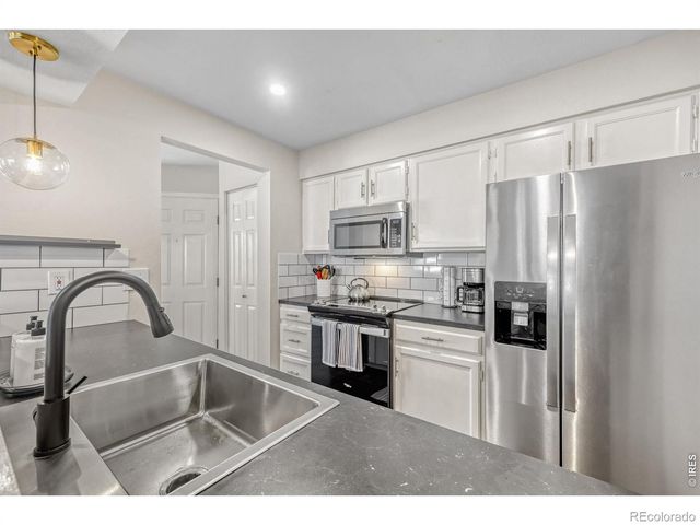 3600 S Pierce Street 102, Lakewood, CO 80235