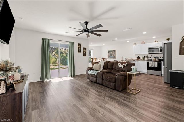 4812 Tahiti ST, North Port, FL 34286