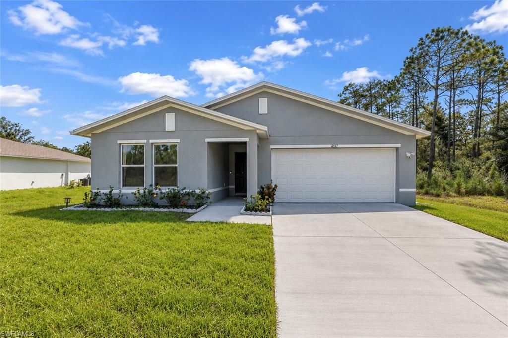 4812 Tahiti ST, North Port, FL 34286