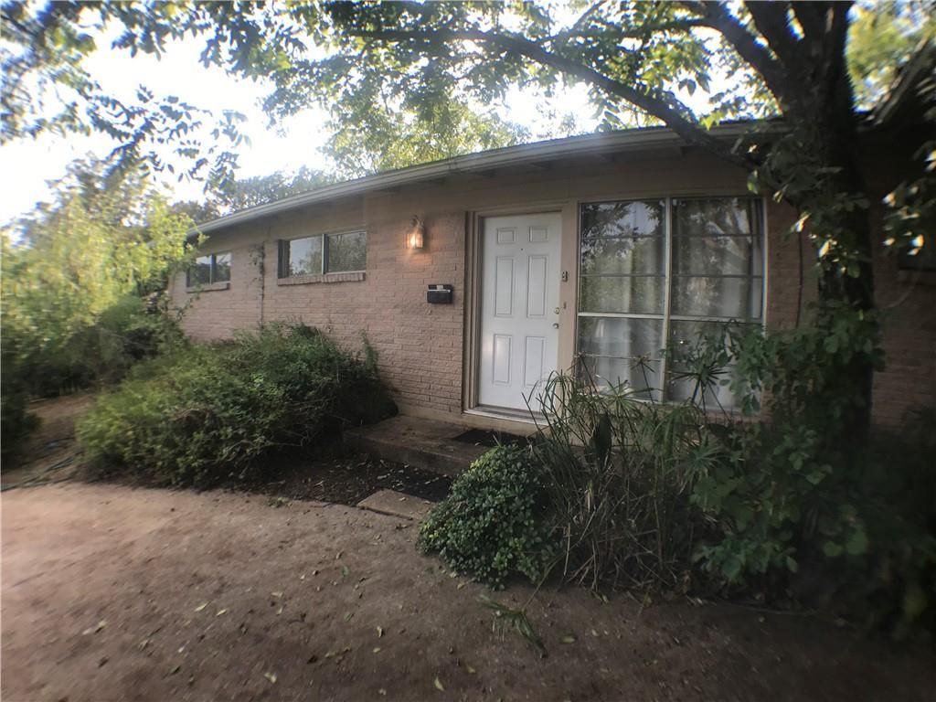 2310 Rebel RD B, Austin, TX 78704