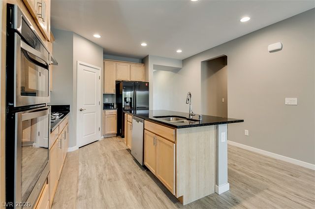 6020 Andezano Drive, Las Vegas, NV 89135