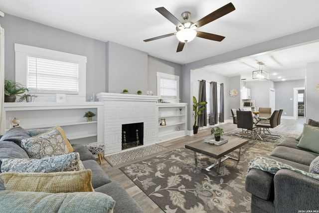 128 BLANCO RD, San Antonio, TX 78212