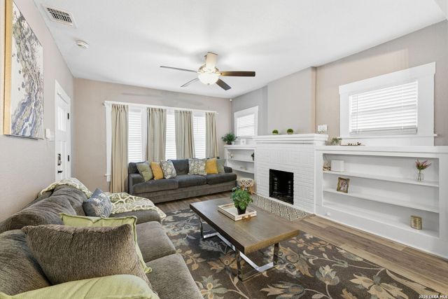 128 BLANCO RD, San Antonio, TX 78212