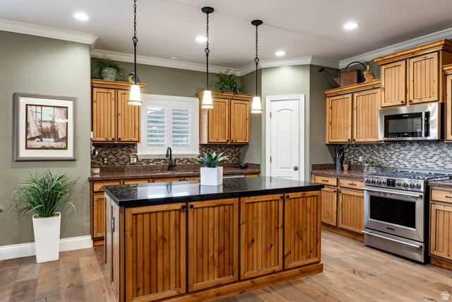 14879 S HEADROSE DR, Herriman, UT 84096