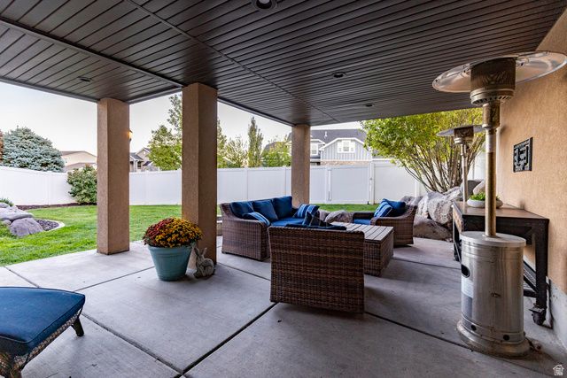 14879 S HEADROSE DR, Herriman, UT 84096