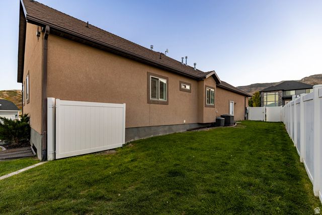 14879 S HEADROSE DR, Herriman, UT 84096